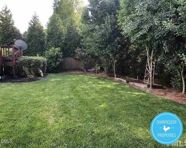 a view of an outdoor space and yard