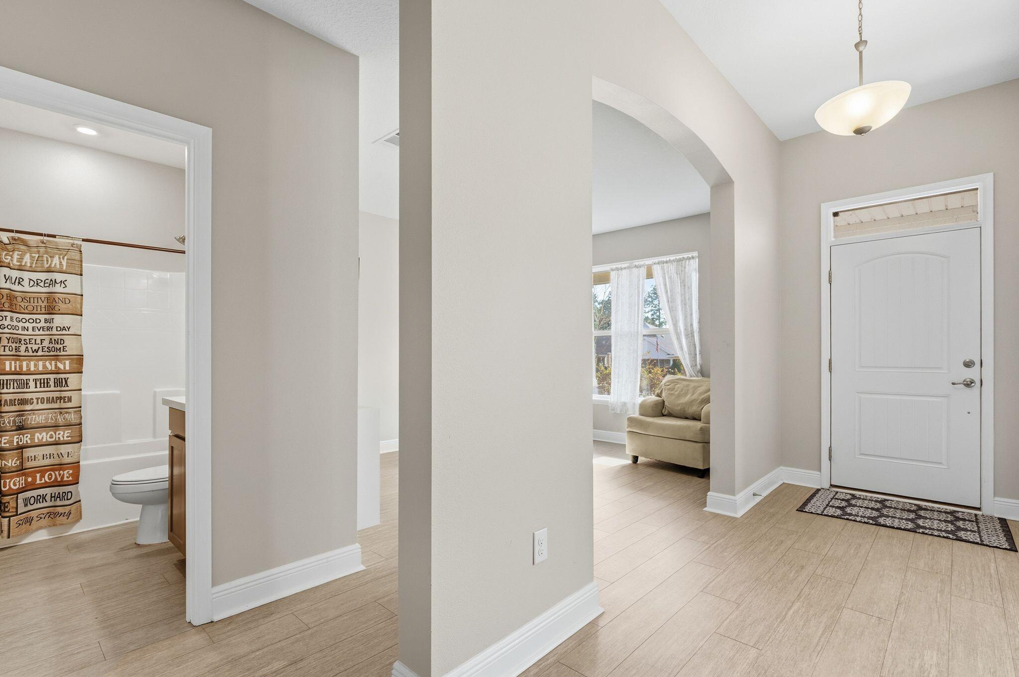 334 Tournament Lane Freeport, FL 32439 - Photo 13 of 27