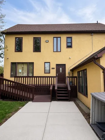 $1,950 | 504 Broadway, Monticello, NY 12701