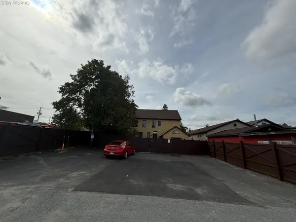 $1,950 | 504 Broadway, Monticello, NY 12701