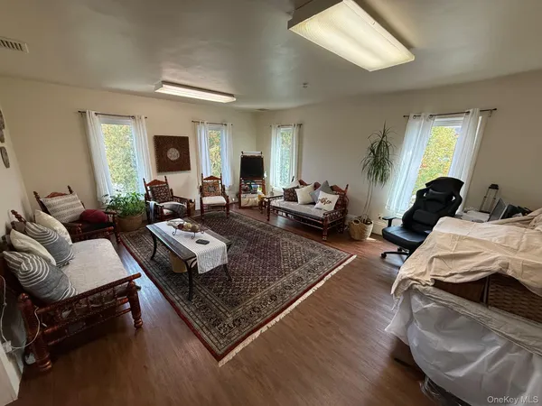 $1,950 | 504 Broadway, Monticello, NY 12701