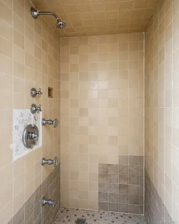 $1,950 | 504 Broadway, Monticello, NY 12701