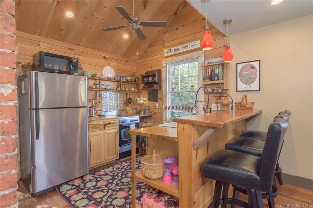 158 Cherokee Road Asheville, NC 28801 - Photo 2 of 23 Gallery Image 2