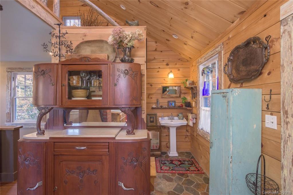 158 Cherokee Road Asheville, NC 28801 - Photo 10 of 23 Gallery Image 10