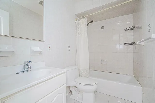 $760,000 | 3107 Emmons Avenue, Unit 2C | Sheepshead Bay