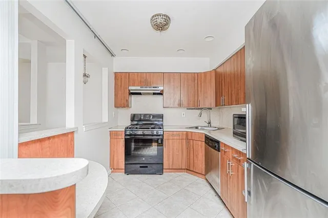 $760,000 | 3107 Emmons Avenue, Unit 2C | Sheepshead Bay