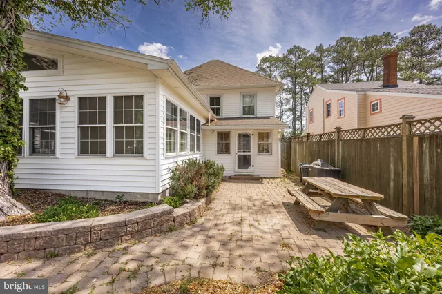 $379,900 | 2712 Cinder Lane, Quantico, MD 21856