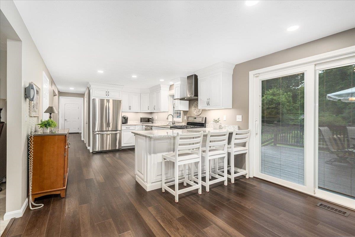 14 Nathaniel Drive Hudson, NH 03051 - Photo 11 of 59