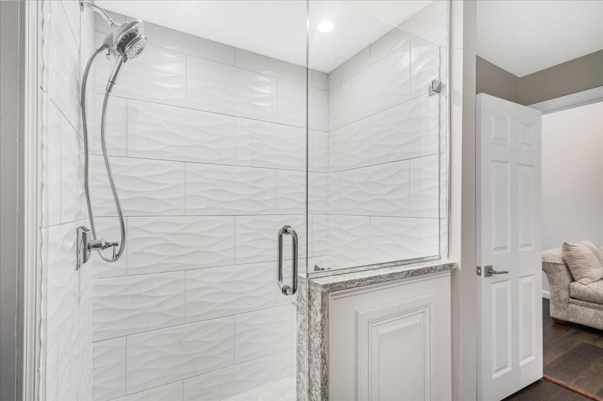 14 Nathaniel Drive Hudson, NH 03051 - Photo 21 of 59