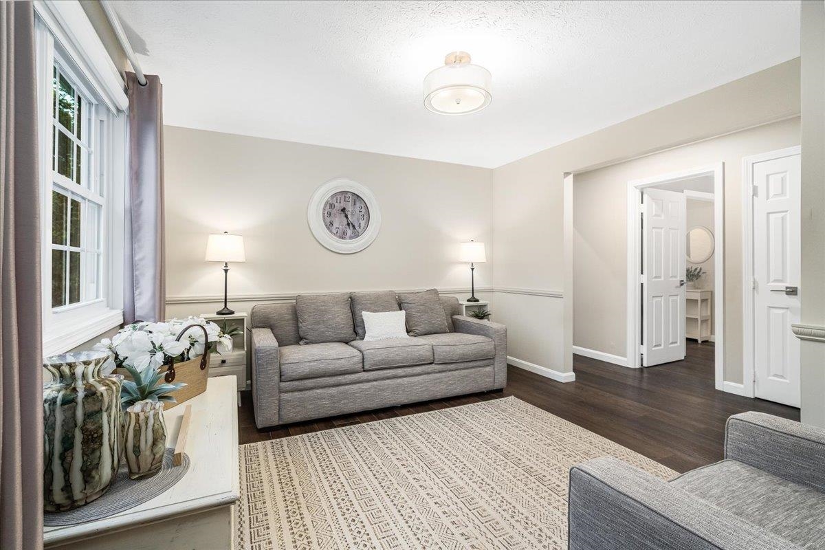 14 Nathaniel Drive Hudson, NH 03051 - Photo 10 of 59