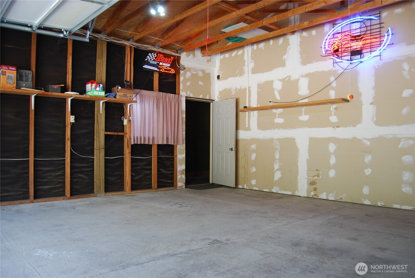 31 Summit Lake Road Tonasket, WA 98855 - Photo 11 of 35