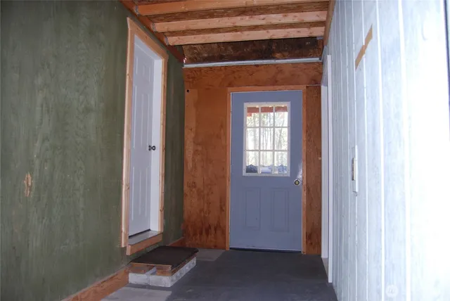 $299,900 | 31 Summit Lake Road, Tonasket, WA 98855