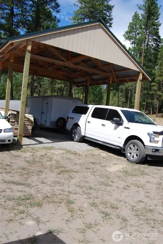 $299,900 | 31 Summit Lake Road, Tonasket, WA 98855