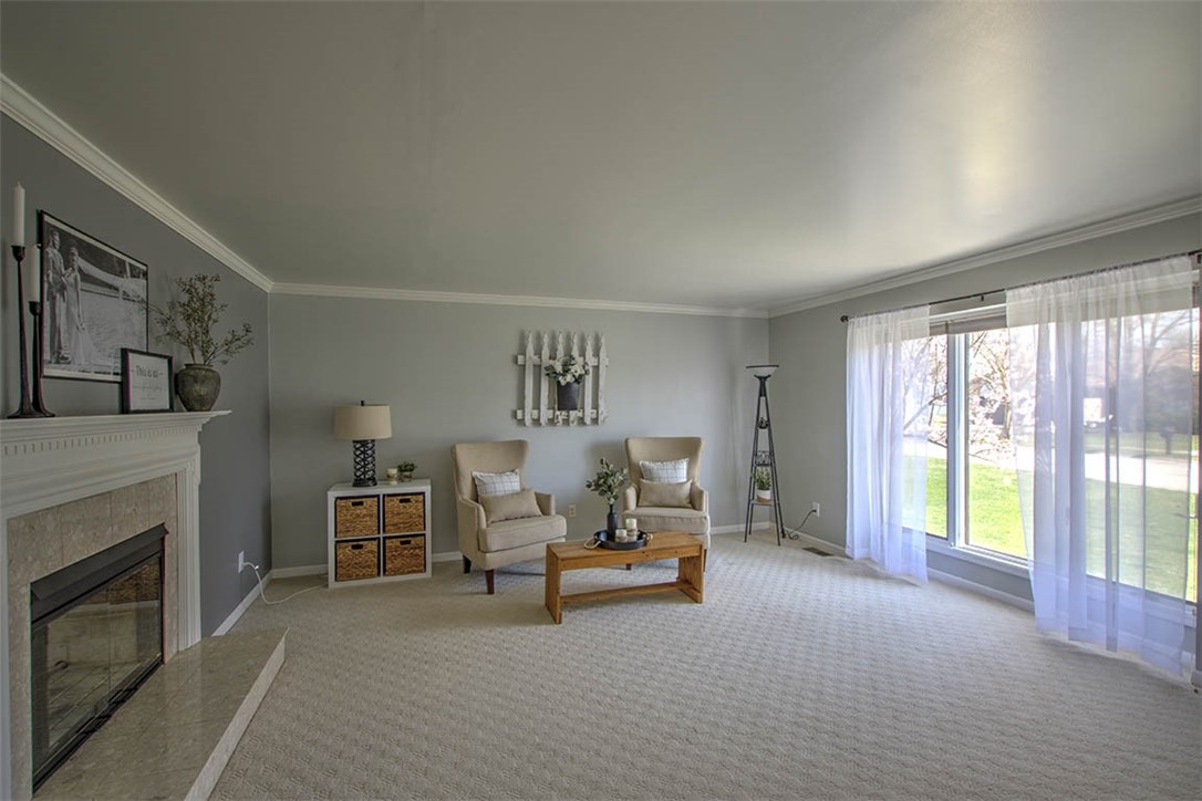 4677 Mission Drive Decatur, IL 62526 - Photo 2 of 37