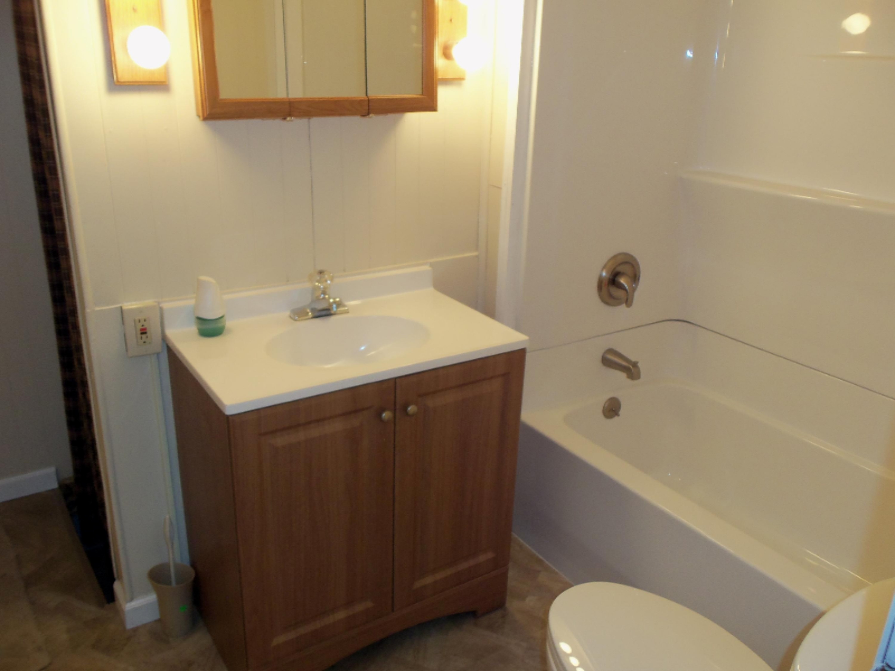 712 East Girard Road Quincy, MI 49082 - Photo 10 of 27 101_4123