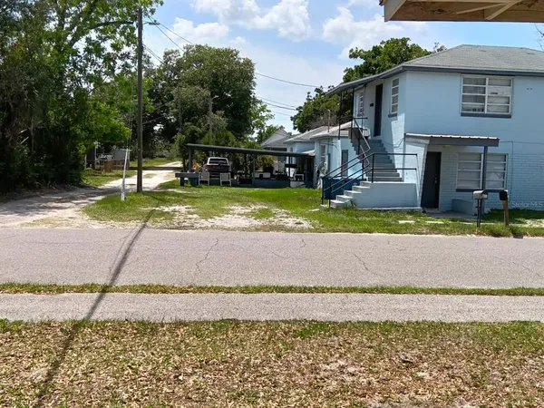 $449,900 | 1011 Northeast 2nd Street, Mulberry, FL 33860