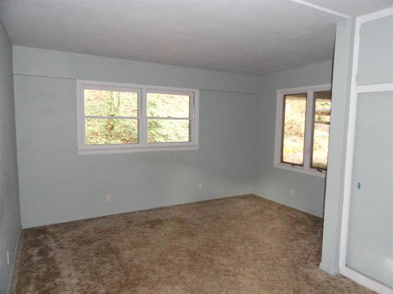 8901 Azalea-Glen Road Glendale, OR 97442 - Photo 19 of 35 Additional Photo