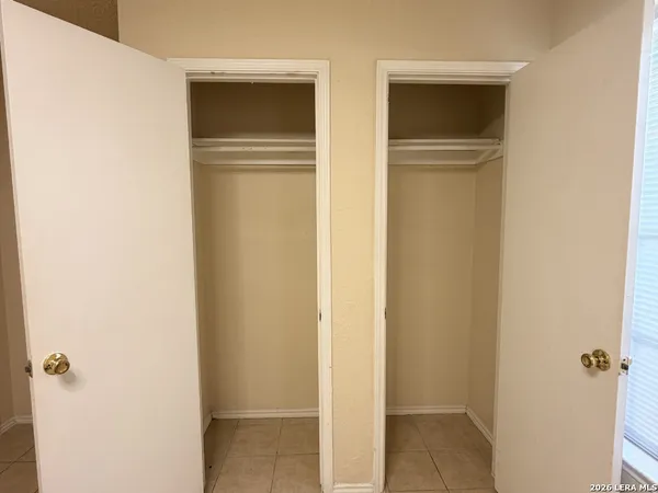 $1,095 | 808 West Olmos Drive, San Antonio, TX 78212