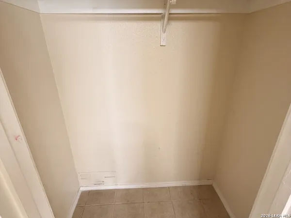 $1,095 | 808 West Olmos Drive, San Antonio, TX 78212