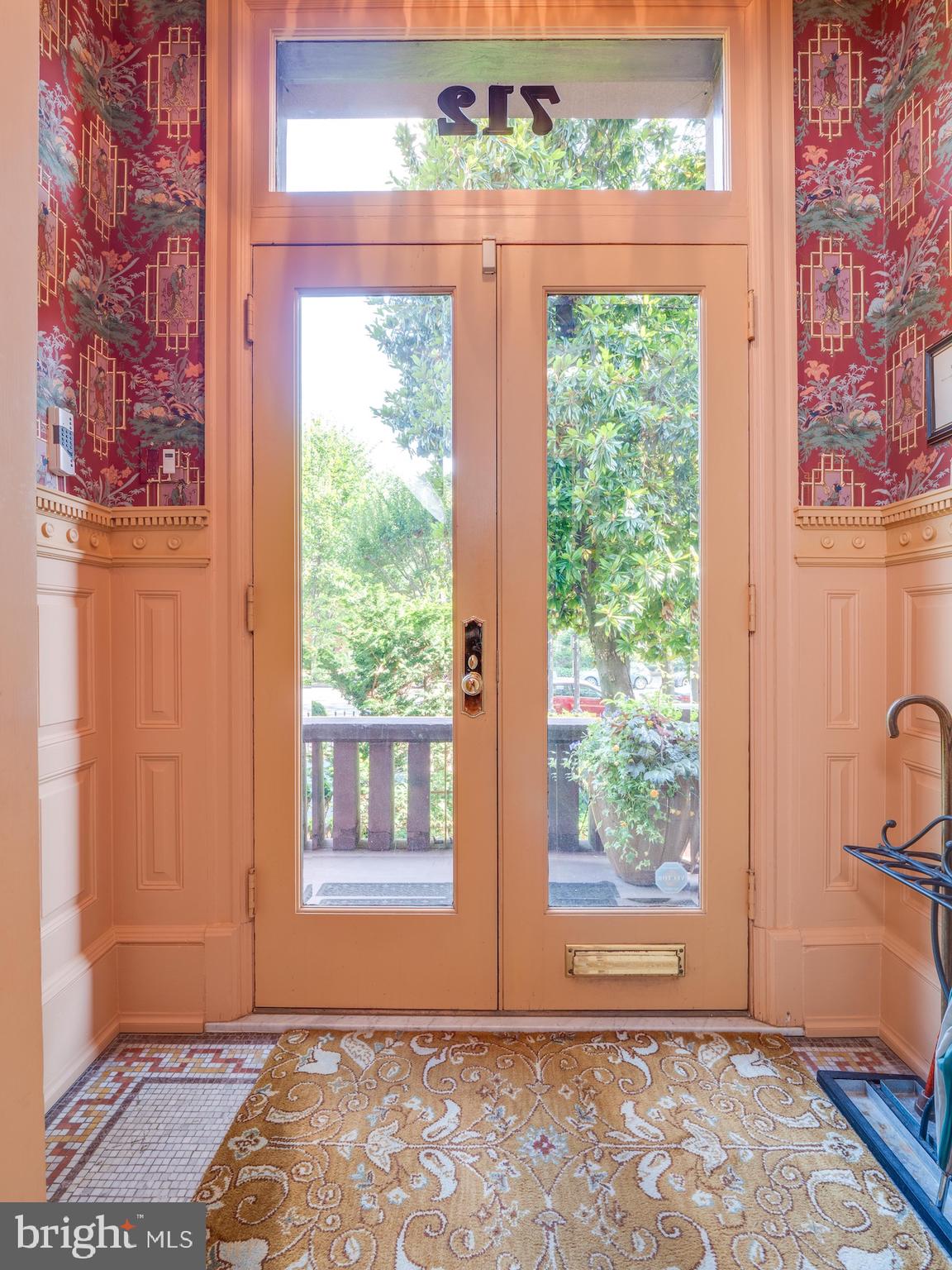 712 East Capitol Street Northeast Washington, DC 20003 - Photo 17 of 79 Front Entry