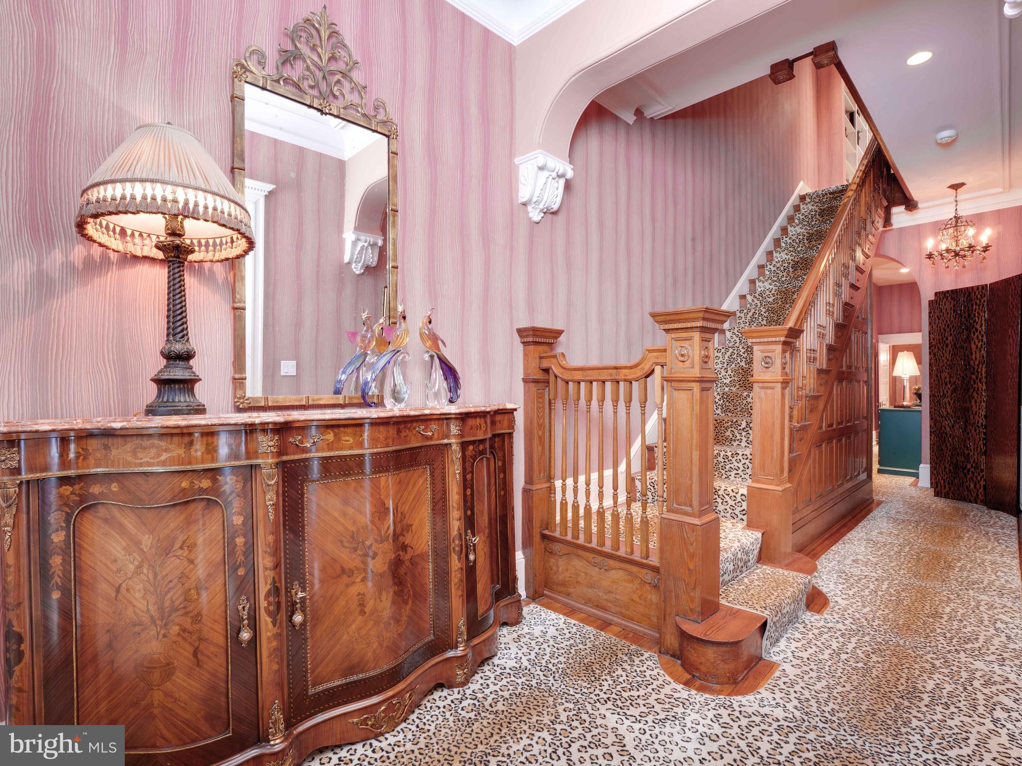 712 East Capitol Street Northeast Washington, DC 20003 - Photo 18 of 79