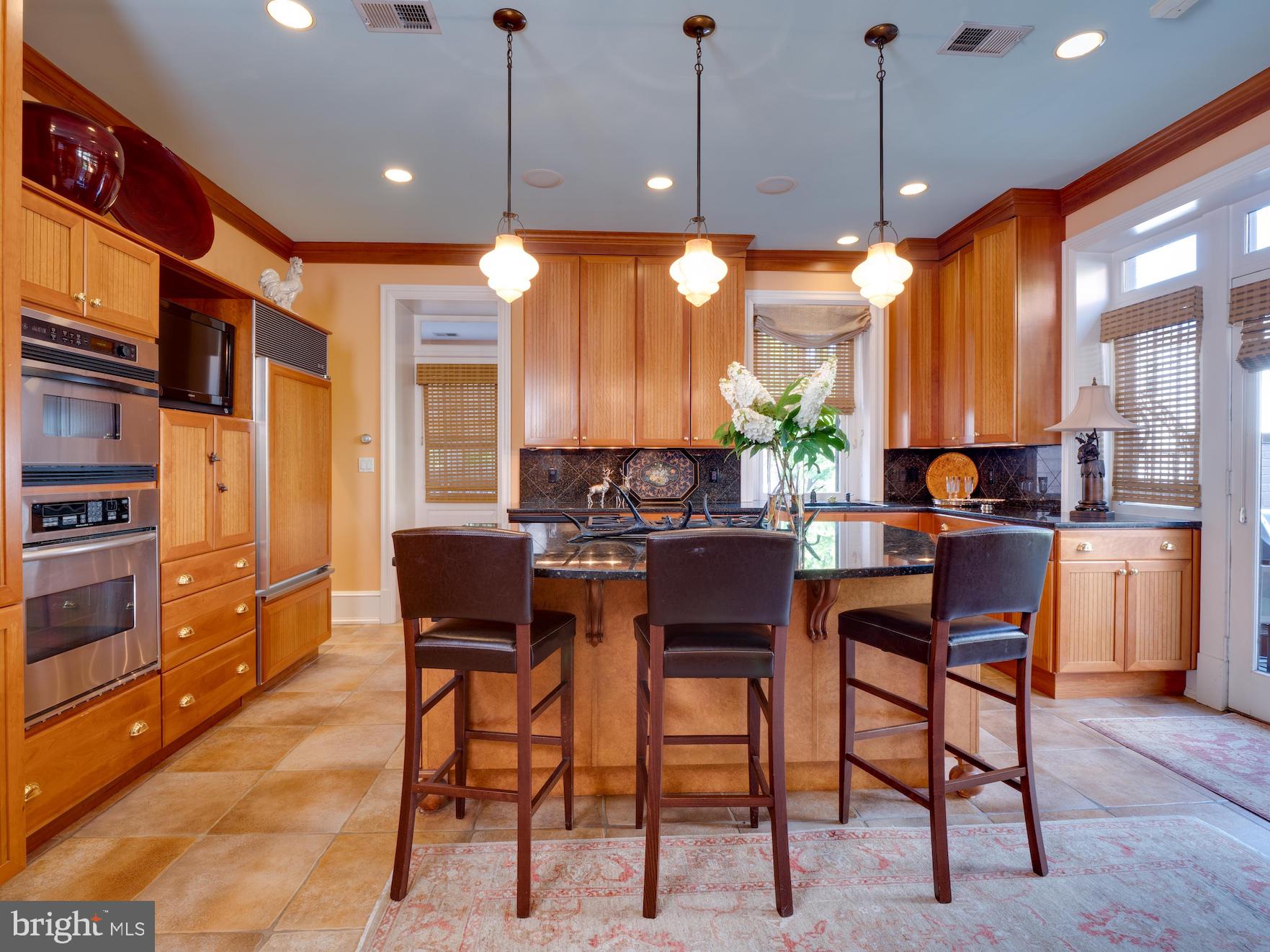 712 East Capitol Street Northeast Washington, DC 20003 - Photo 27 of 79