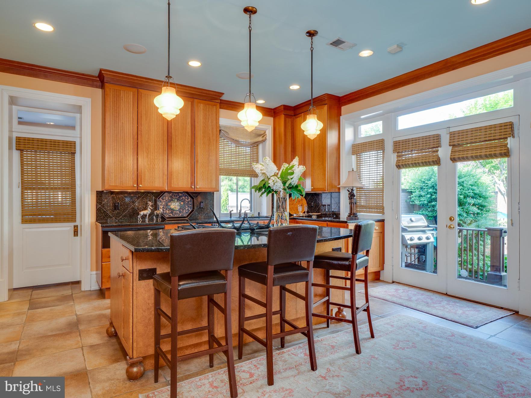 712 East Capitol Street Northeast Washington, DC 20003 - Photo 28 of 79