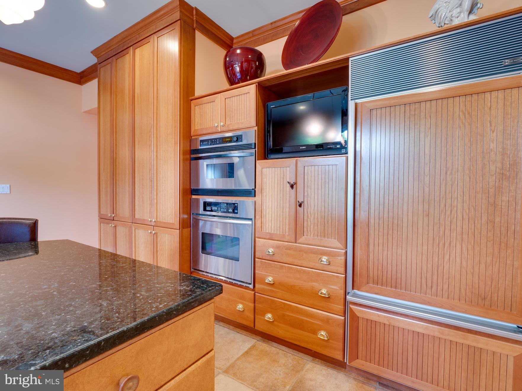 712 East Capitol Street Northeast Washington, DC 20003 - Photo 36 of 79