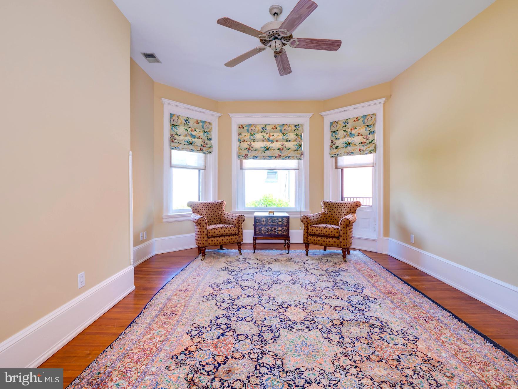 712 East Capitol Street Northeast Washington, DC 20003 - Photo 55 of 79 Middle Bedroom on Second Floor