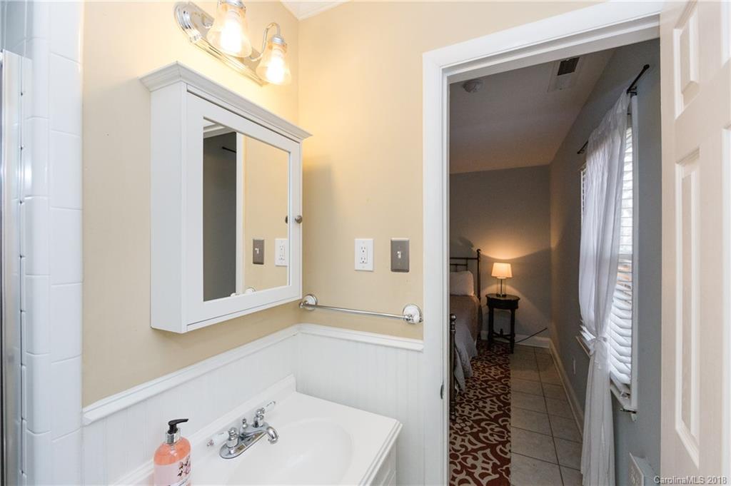 117 Scofield Road Charlotte, NC 28209 - Photo 17 of 32 Gallery Image 17