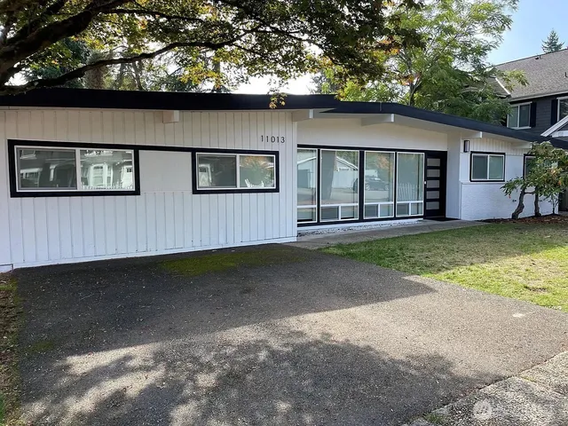 $4,700 | 11013 Southeast 31st Street, Bellevue, WA 98004