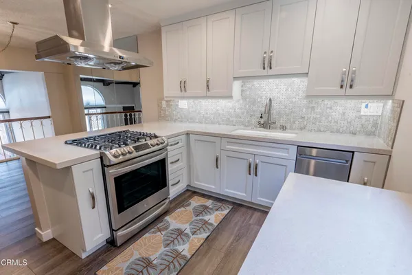 $799,000 | 105 North Almansor Street, Unit 6, Alhambra, CA 91801