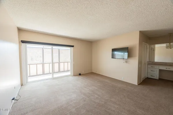 $799,000 | 105 North Almansor Street, Unit 6, Alhambra, CA 91801