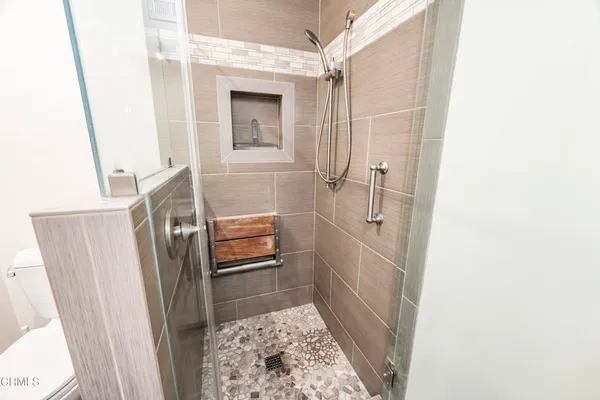 $799,000 | 105 North Almansor Street, Unit 6, Alhambra, CA 91801