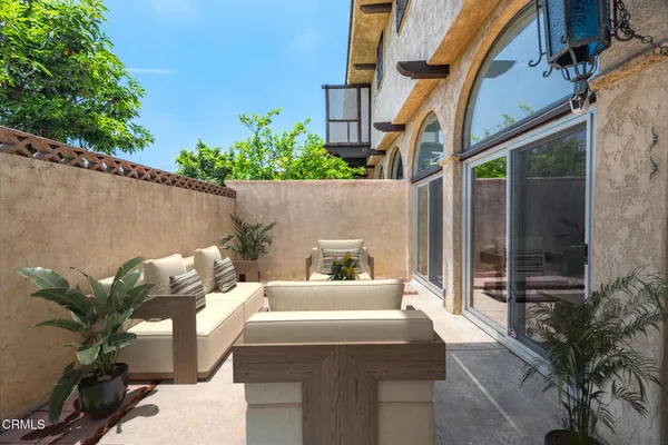 $799,000 | 105 North Almansor Street, Unit 6, Alhambra, CA 91801