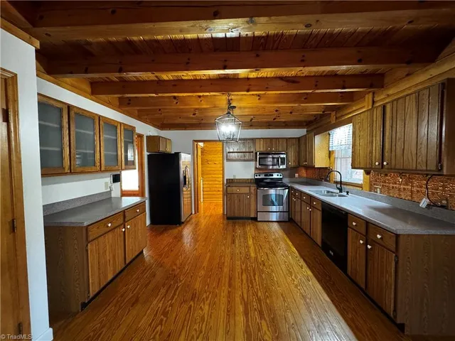 $1,595 | 257 Kim Street, Winston-Salem, NC 27107