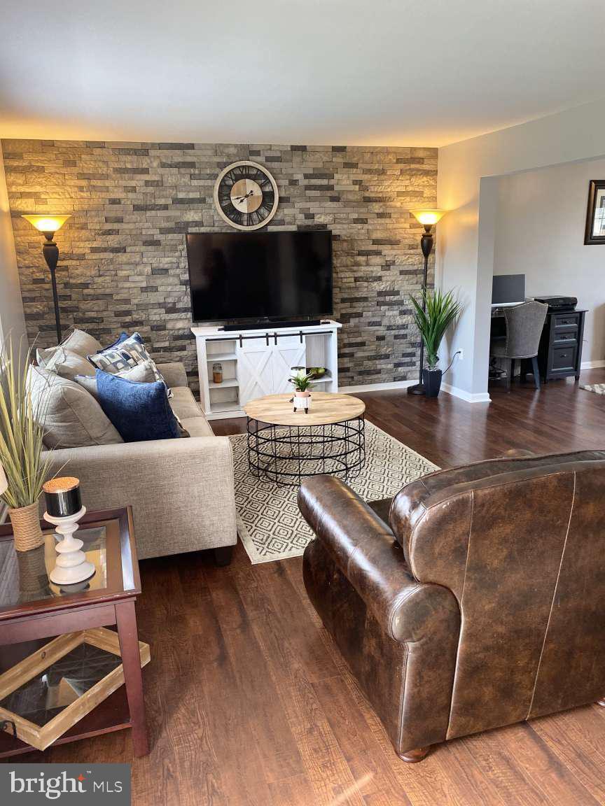 150 Olde Hickory Road Mount Wolf, PA 17347 - Photo 11 of 45