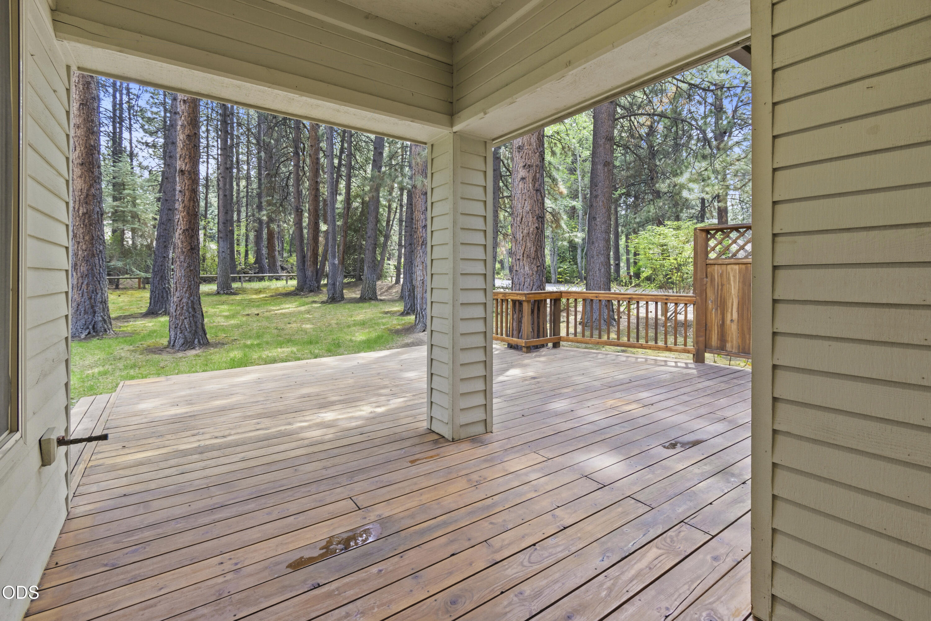 20387 Christmas Ridge Bend, OR 97702 - Photo 23 of 54