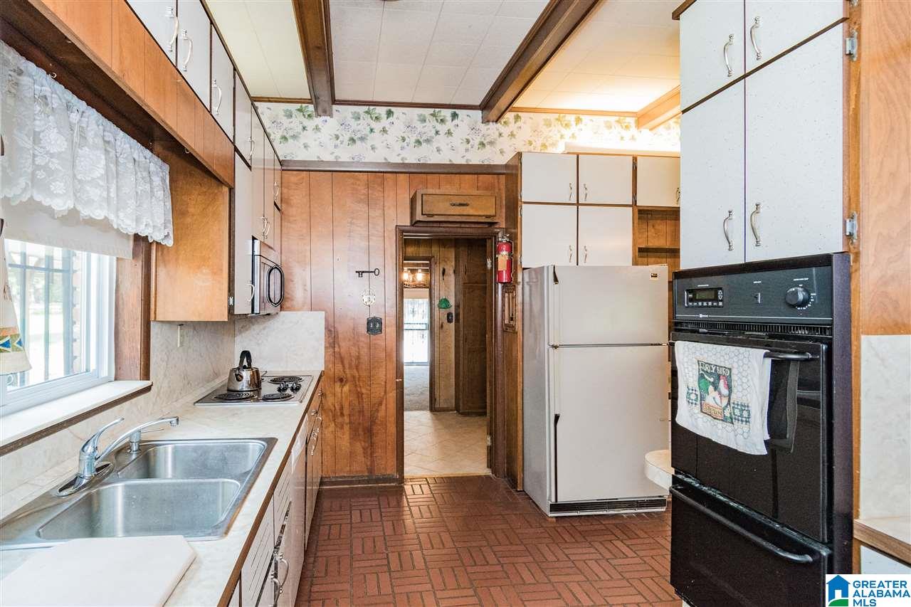 926 Pine Hill Road Birmingham, AL 35235 - Photo 16 of 47