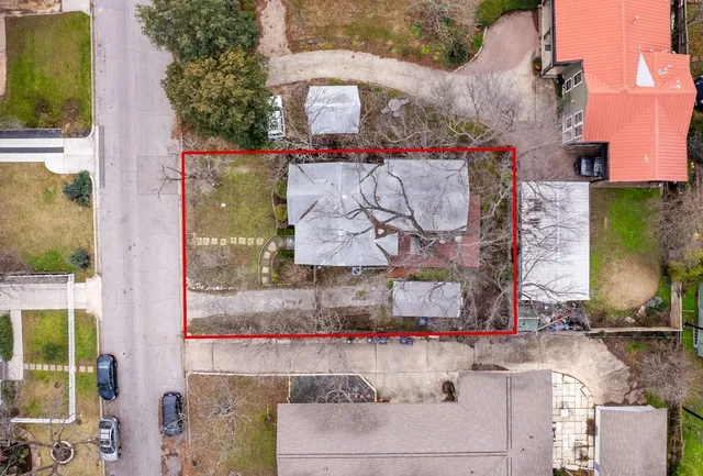 $870,000 | 2108 Glendale Place, Austin, TX 78704