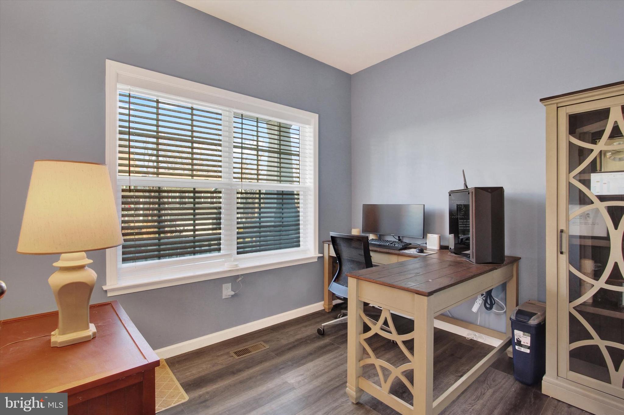 155 Sunbury Way Red Lion, PA 17356 - Photo 19 of 36 a workspace with furniture and window