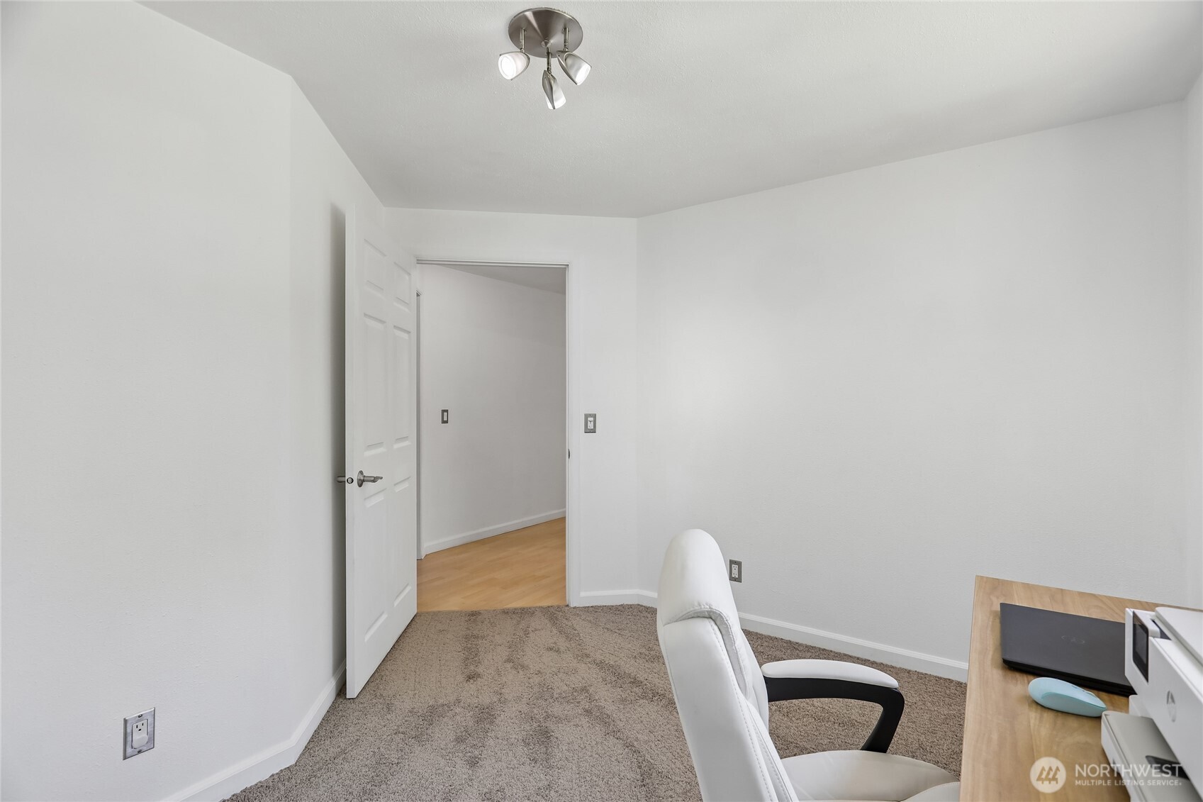 28601 Southeast 225th Street Maple Valley, WA 98038 - Photo 13 of 40 a view of an empty room