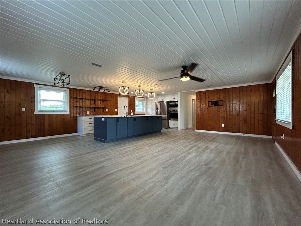 1150 Rialto Avenue Sebring, FL 33870 - Photo 4 of 29