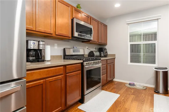 $519,900 | 684 Julian Avenue, San Jacinto, CA 92582