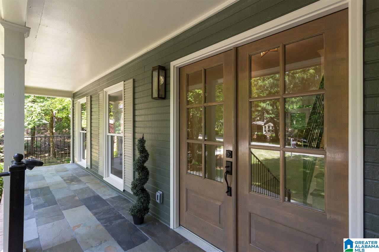 804 Mockernut Road Birmingham, AL 35244 - Photo 4 of 50