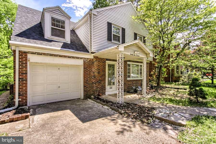 2413 Rudy Road Harrisburg, PA 17104 - Photo 3 of 25 Gallery Image 3