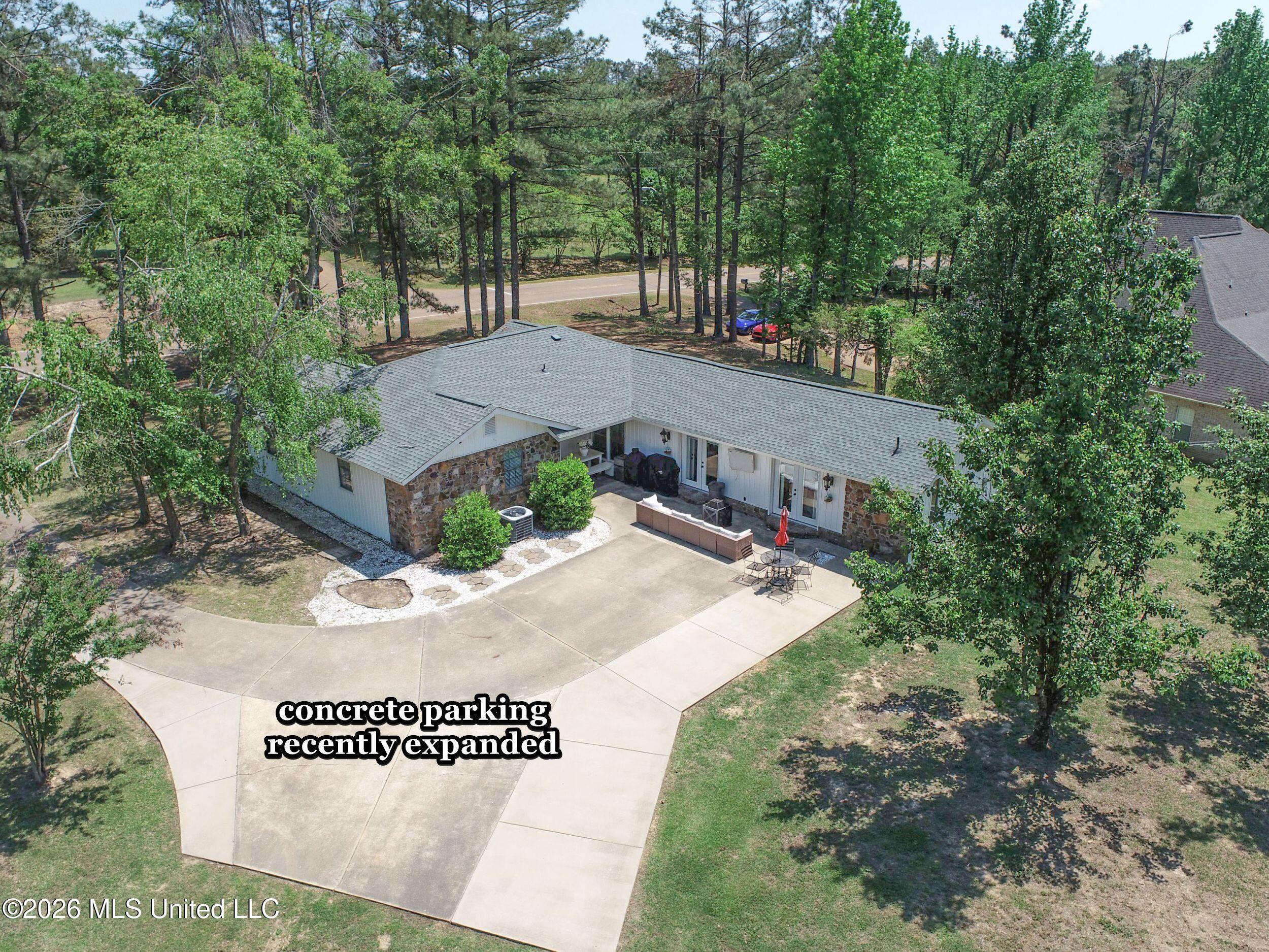 415 Woodland Road Batesville, MS 38606 - Photo 27 of 120 2rlawk28
