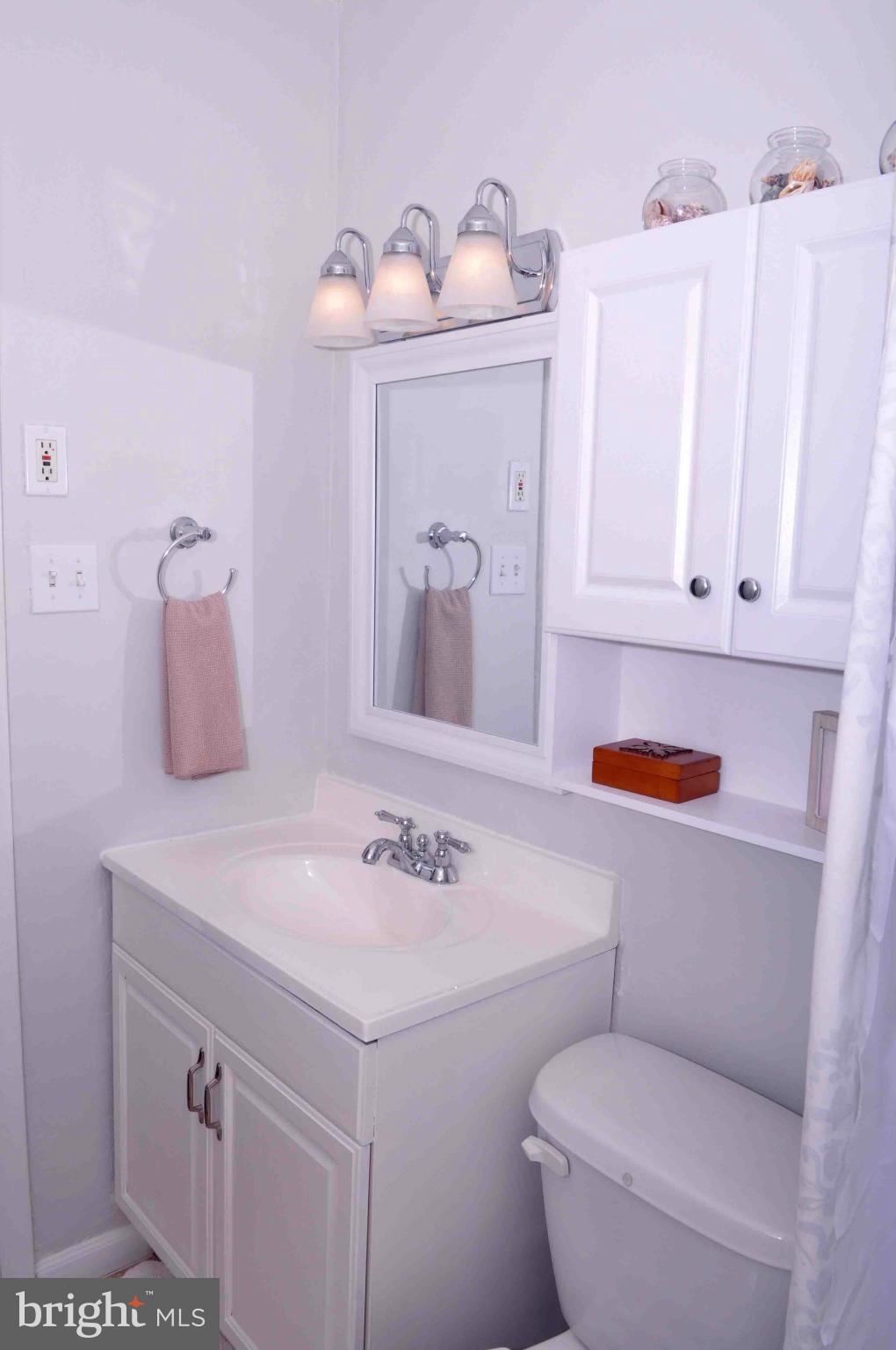 1539 Long Point Road Pasadena, MD 21122 - Photo 16 of 20 Bath