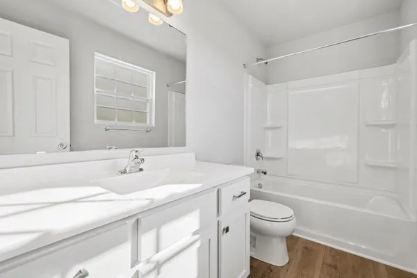 $389,900 | 12861 High Rdg Court, Freeport, MI 49325