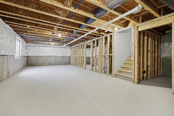 $389,900 | 12861 High Rdg Court, Freeport, MI 49325